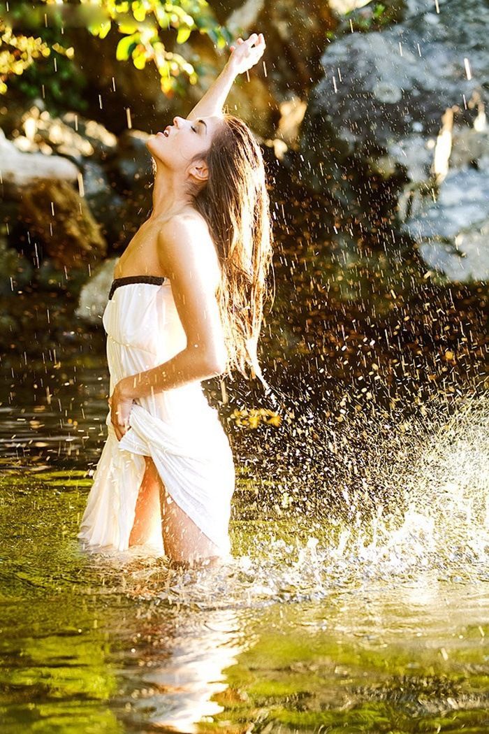 Marie Avgeropoulos in Kumamoto