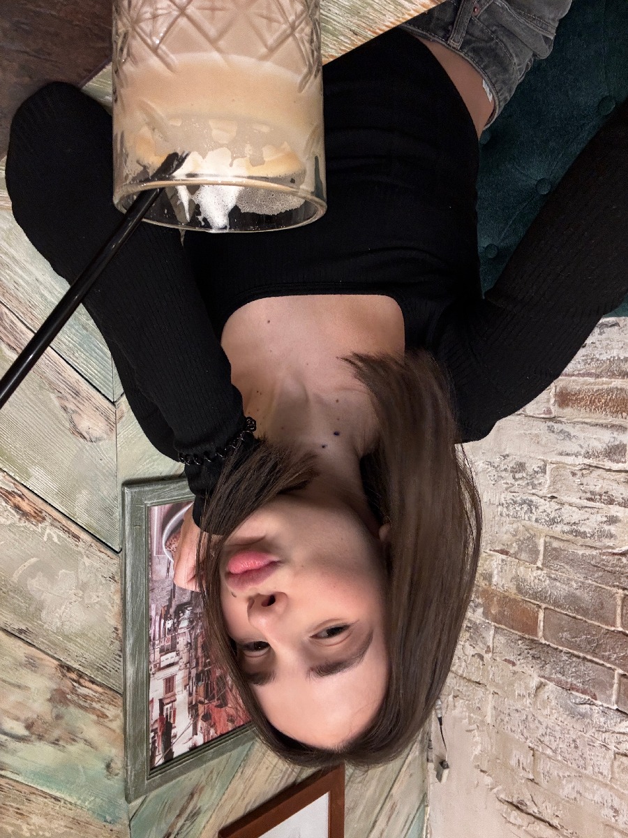 Fresh photos, fresh mood — Tina online in Kumamoto